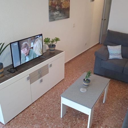Edificio Gijon Newly Renovated Two-Bedroom Apartment Benidorm Eksteriør bilde