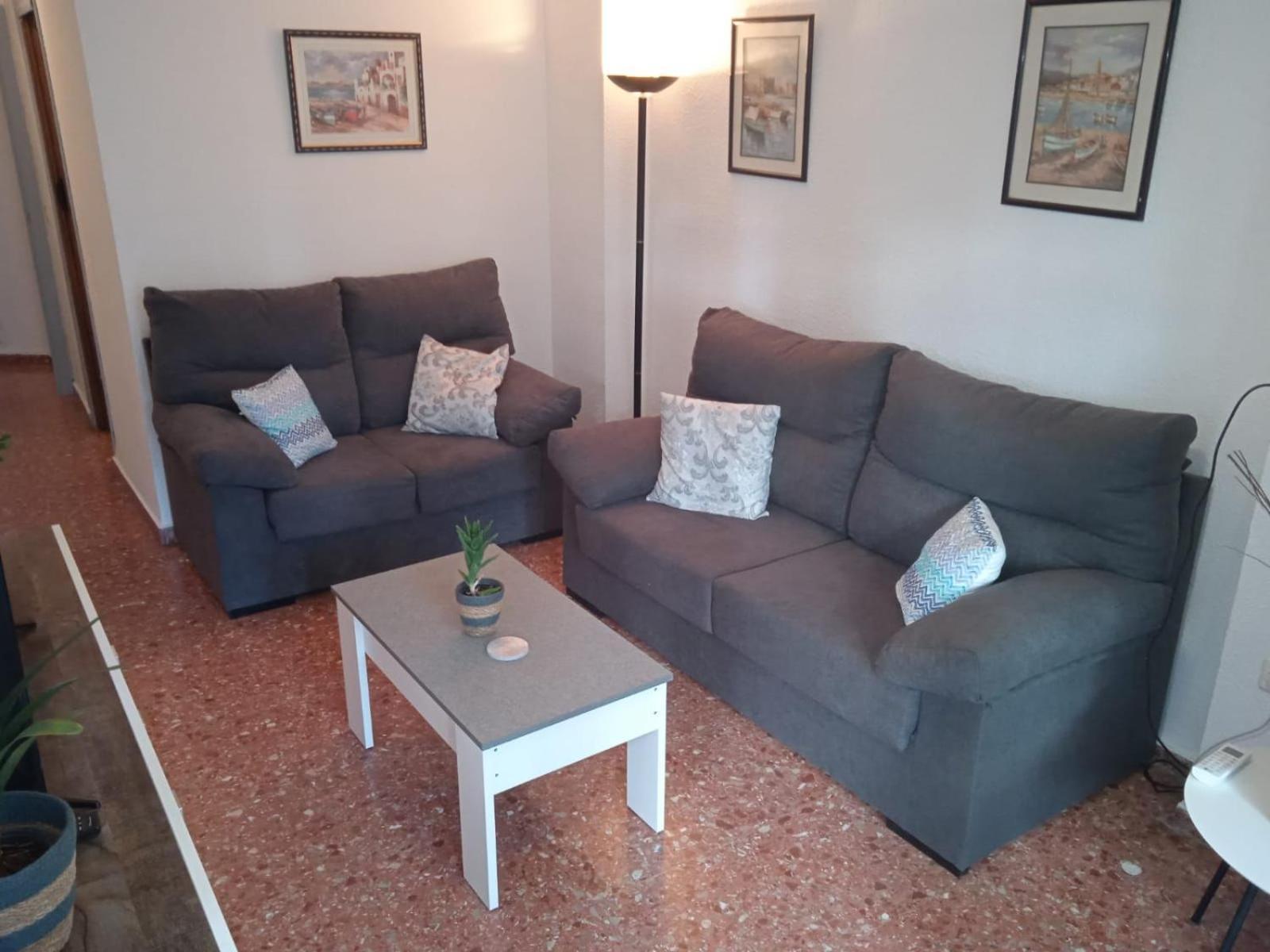 Edificio Gijon Newly Renovated Two-Bedroom Apartment Benidorm Eksteriør bilde